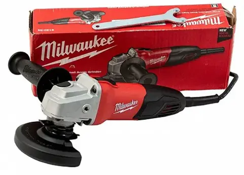 [56613033] Pulidora mini 4-1/2" 840W 110V 60Hz Milwaukee 6130-33